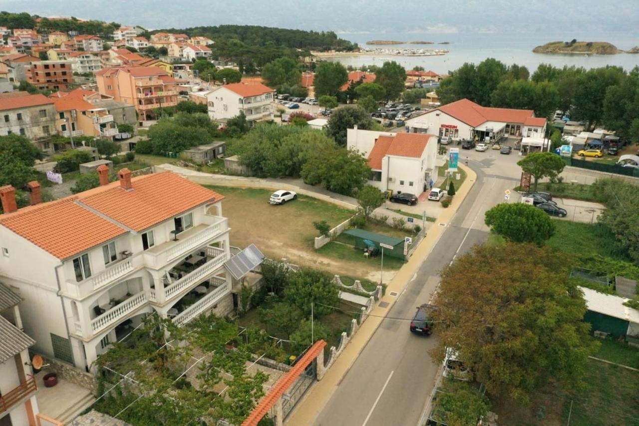 Apartments Marija โลปาร์ ภายนอก รูปภาพ